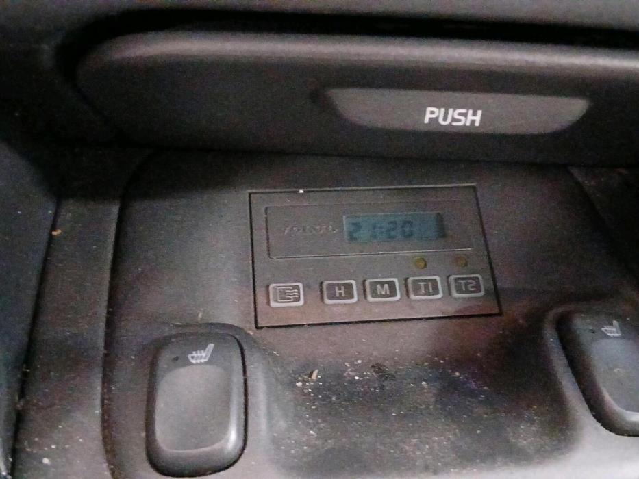 VOLVO V70 1999