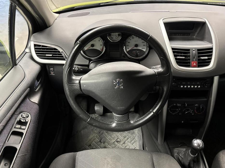 PEUGEOT 207 2007