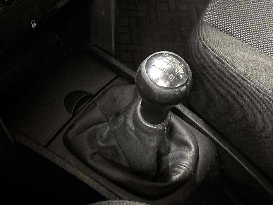 PEUGEOT 207 2007