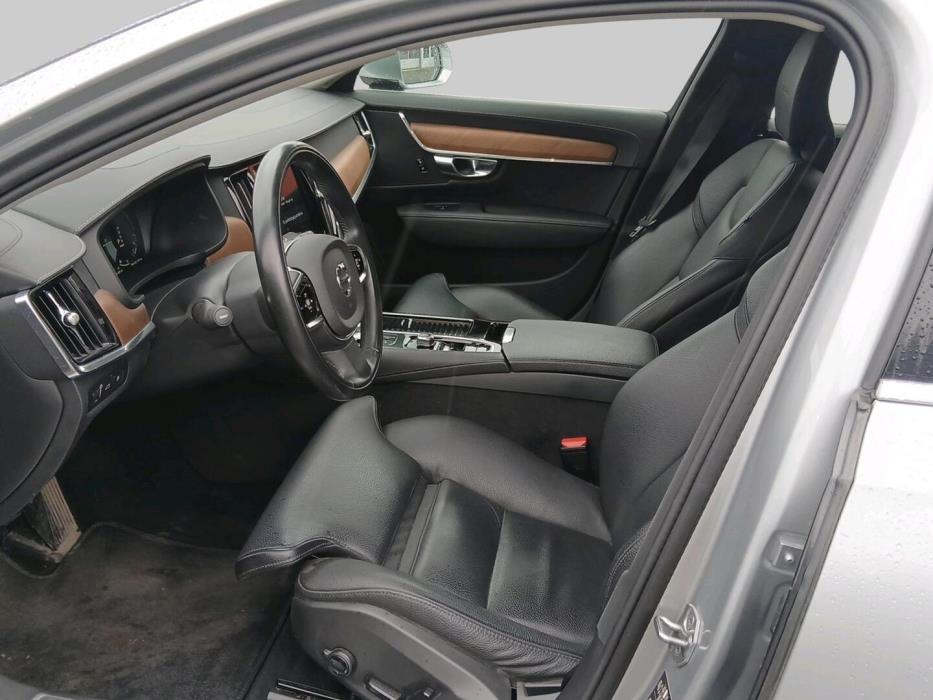 VOLVO S90 2019