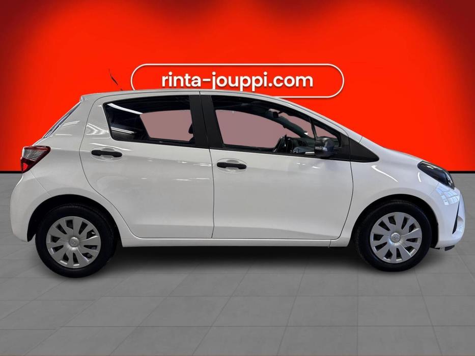 TOYOTA Yaris 2020