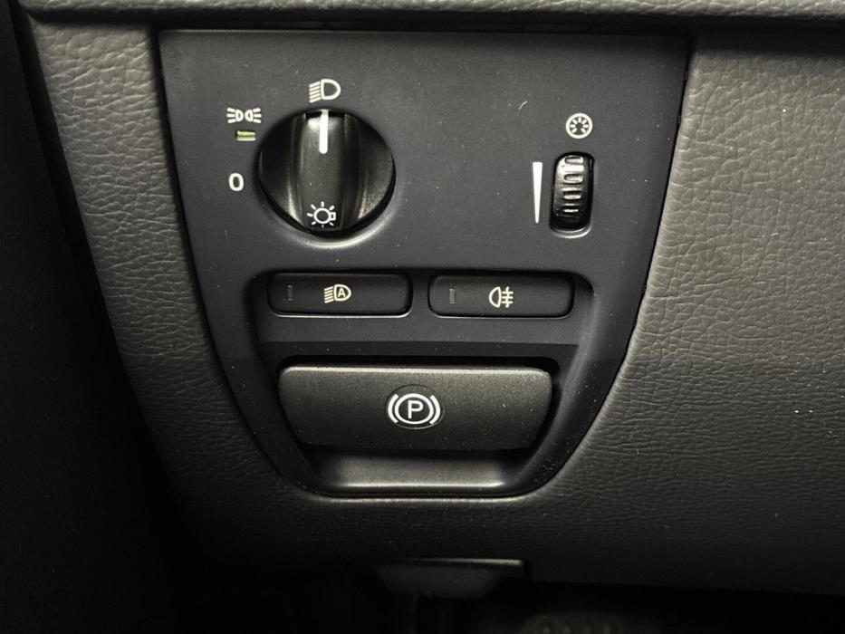 VOLVO XC90 2012