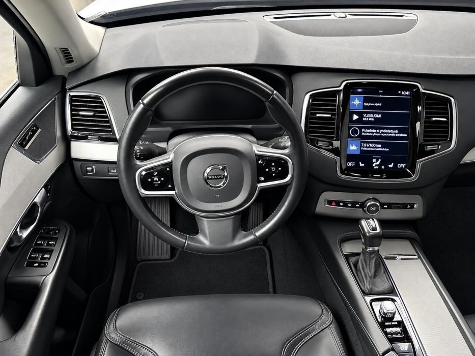 VOLVO XC90 2018