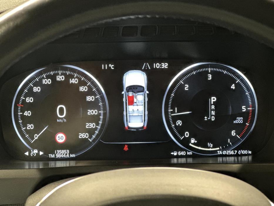 VOLVO XC90 2018