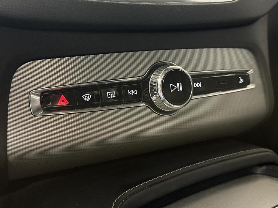 VOLVO XC90 2018