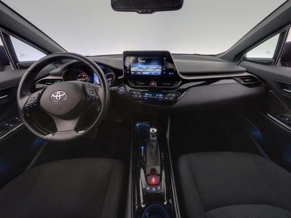 TOYOTA C-HR 2019