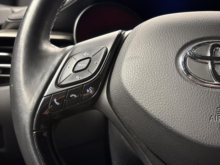 TOYOTA C-HR 2019