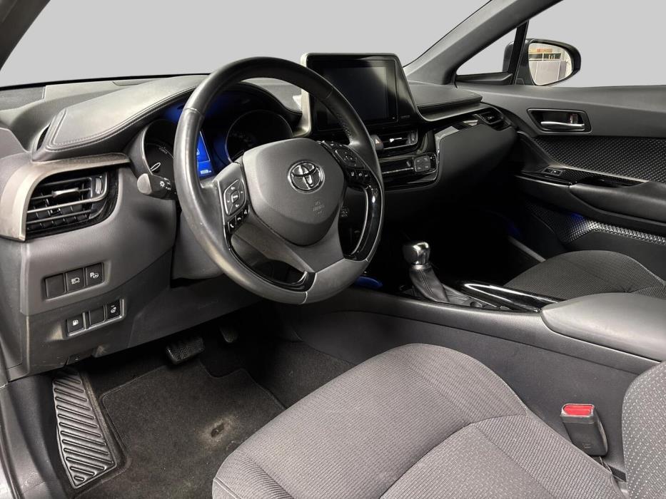 TOYOTA C-HR 2019