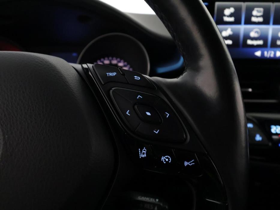 TOYOTA C-HR 2020