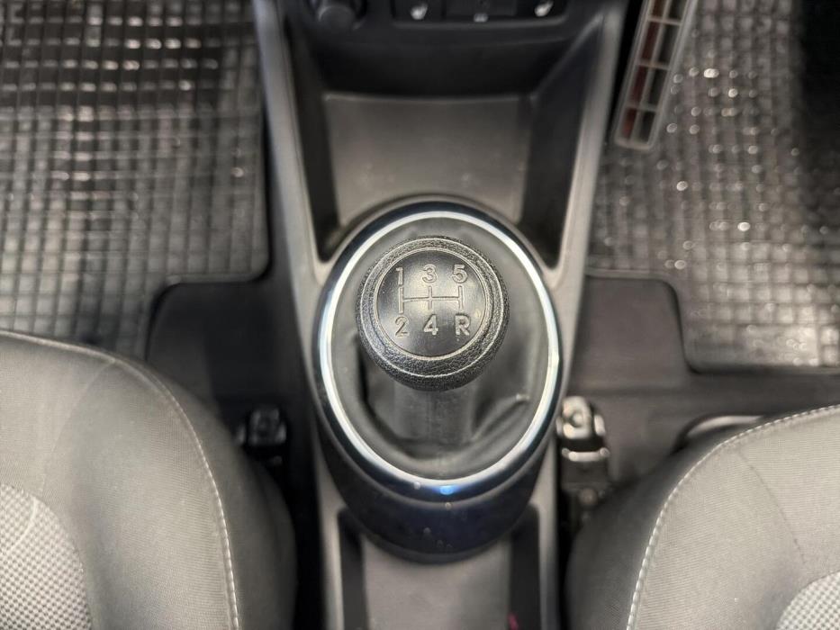 HYUNDAI i20 2011