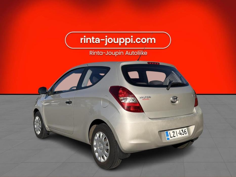 HYUNDAI i20 2011
