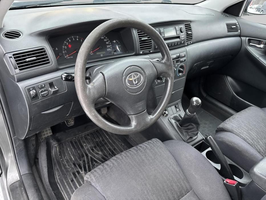 TOYOTA Corolla 2003