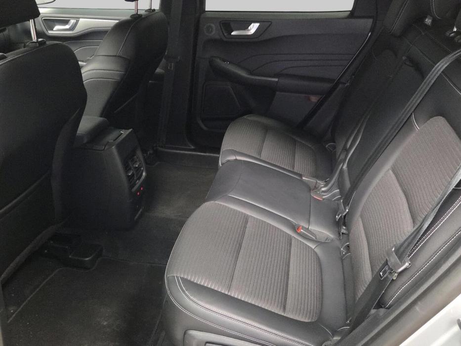 FORD Kuga 2023