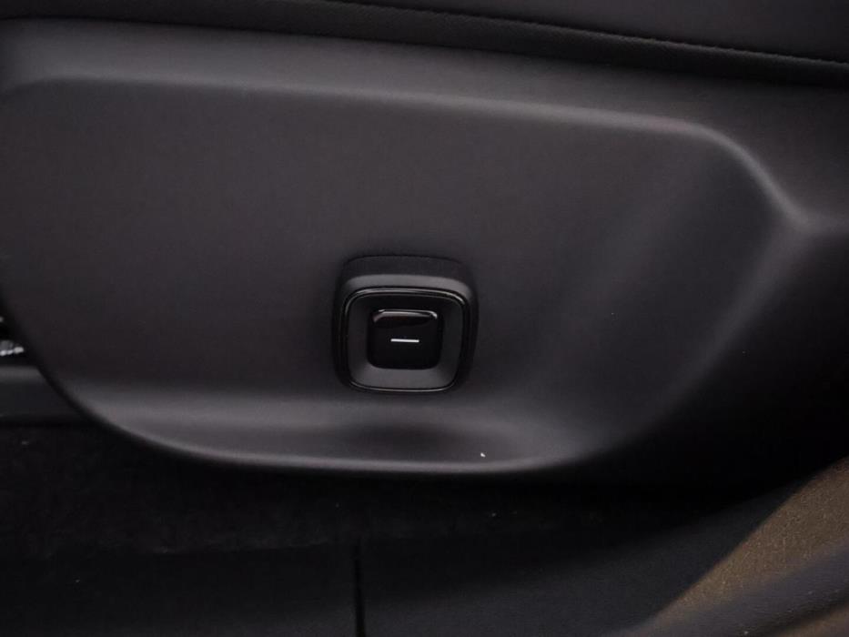 VOLVO EX30 2024
