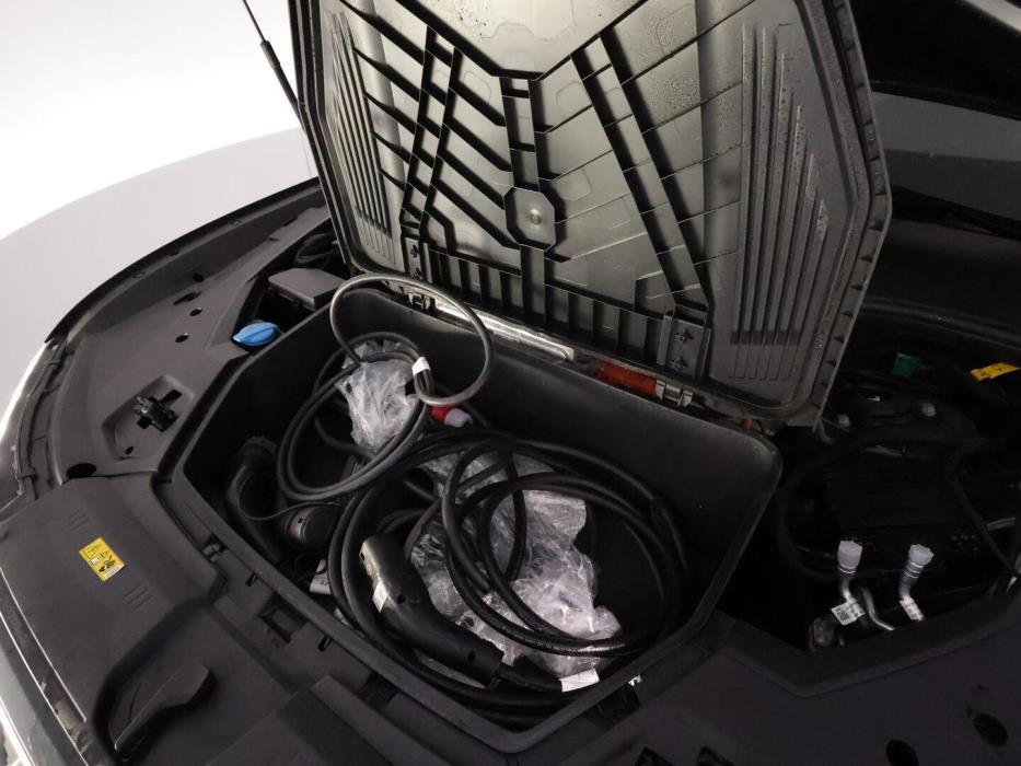 AUDI E-TRON 2023