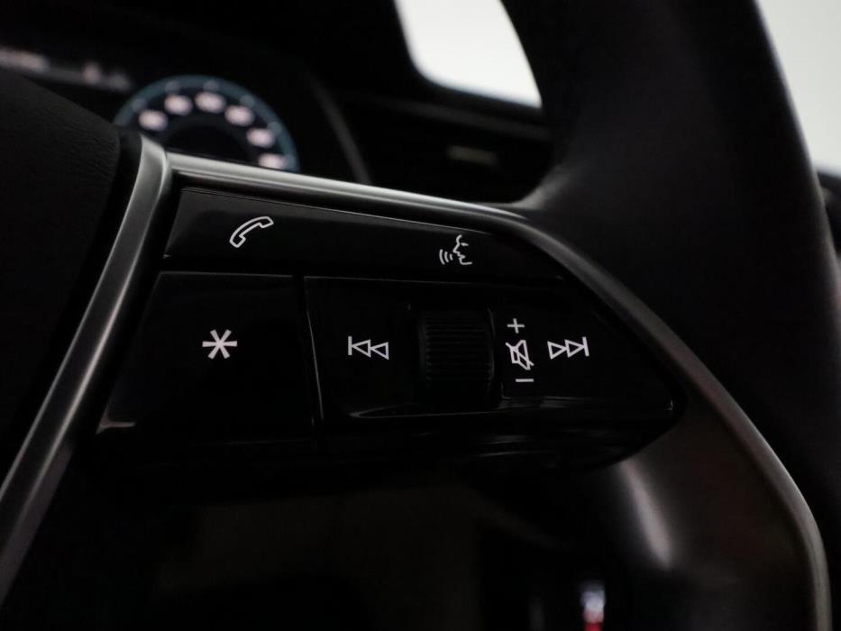 AUDI E-TRON 2023