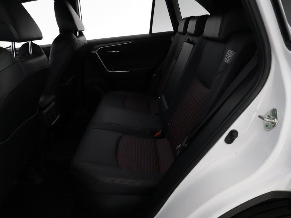 TOYOTA RAV4 PLUG-IN 2023