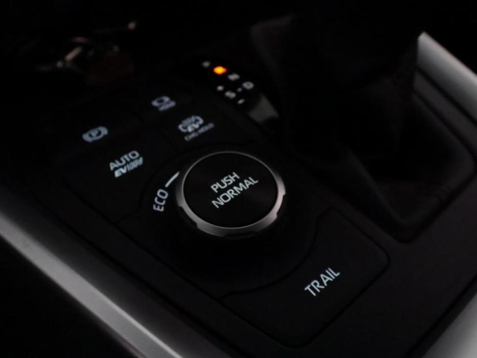 TOYOTA RAV4 PLUG-IN 2023