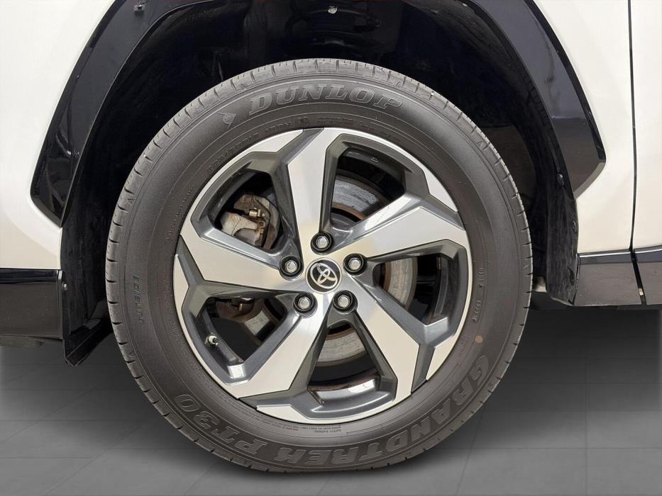 TOYOTA RAV4 PLUG-IN 2023