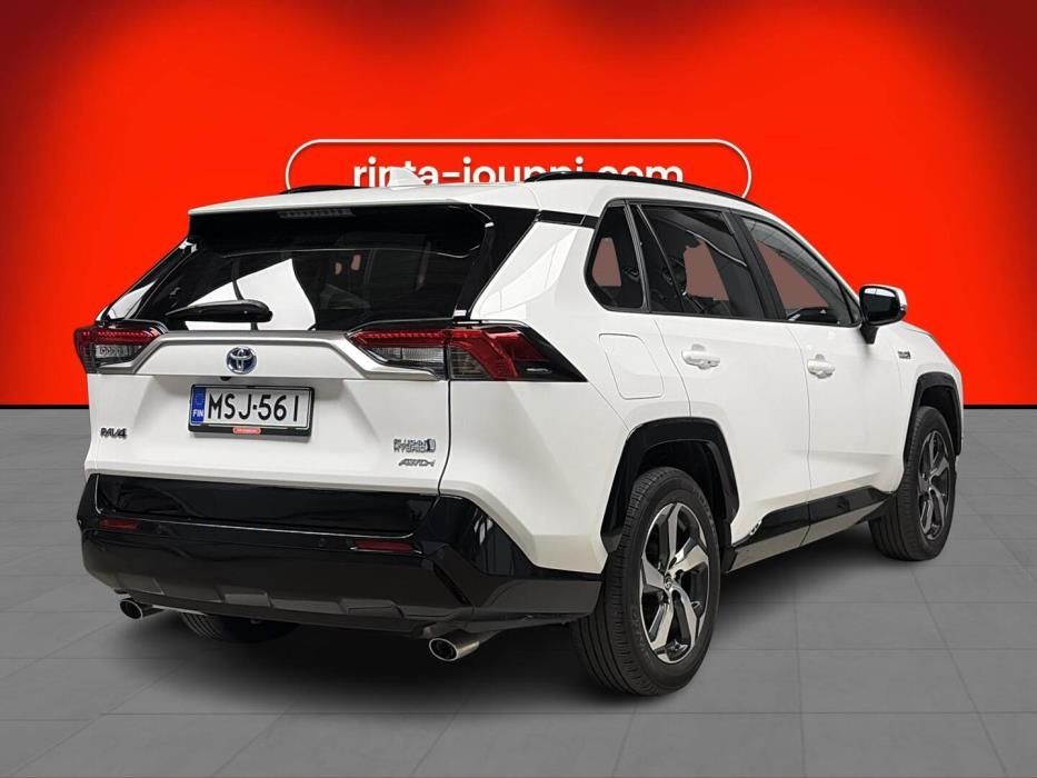 TOYOTA RAV4 PLUG-IN 2023