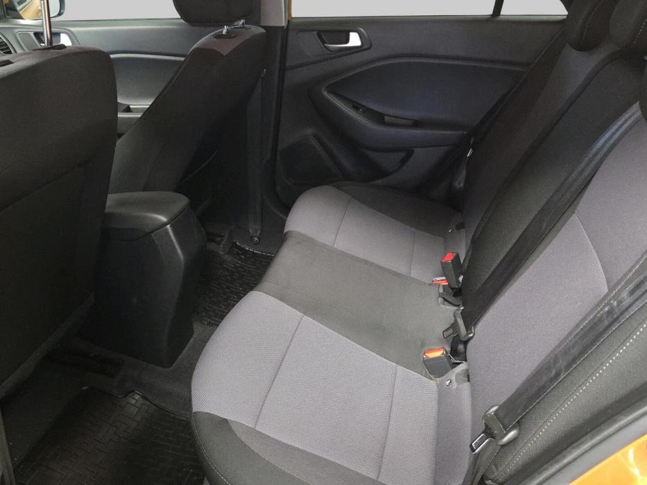 HYUNDAI i20 5d 2016