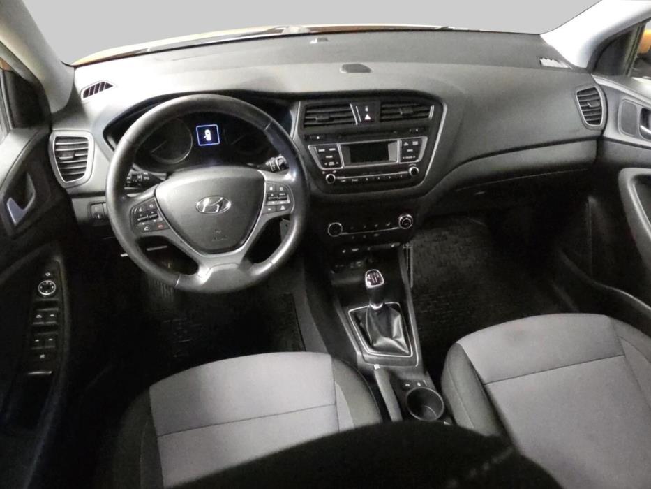 HYUNDAI i20 5d 2016
