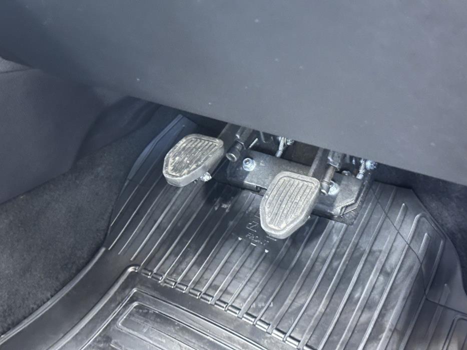 TOYOTA Auris 2013