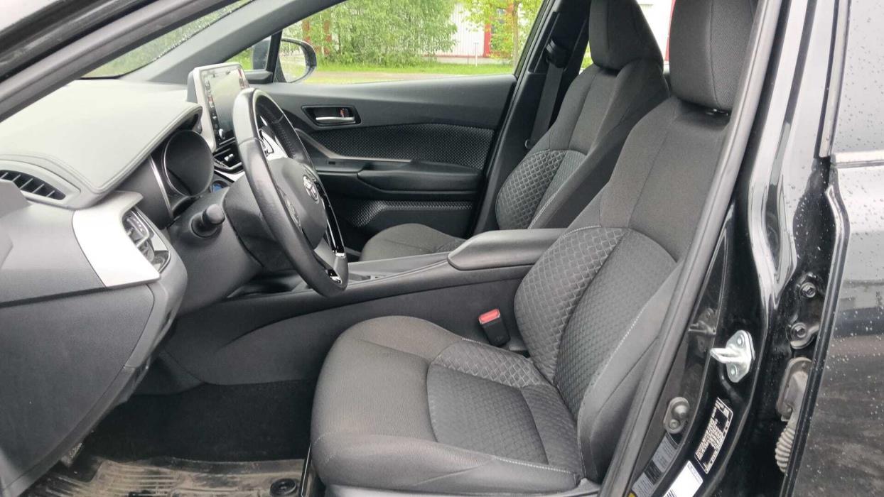 TOYOTA C-HR 2020