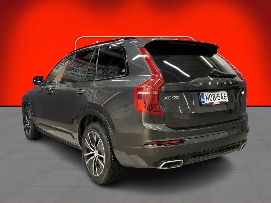 VOLVO XC90 2021
