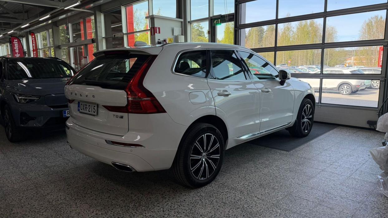 VOLVO XC60 2018