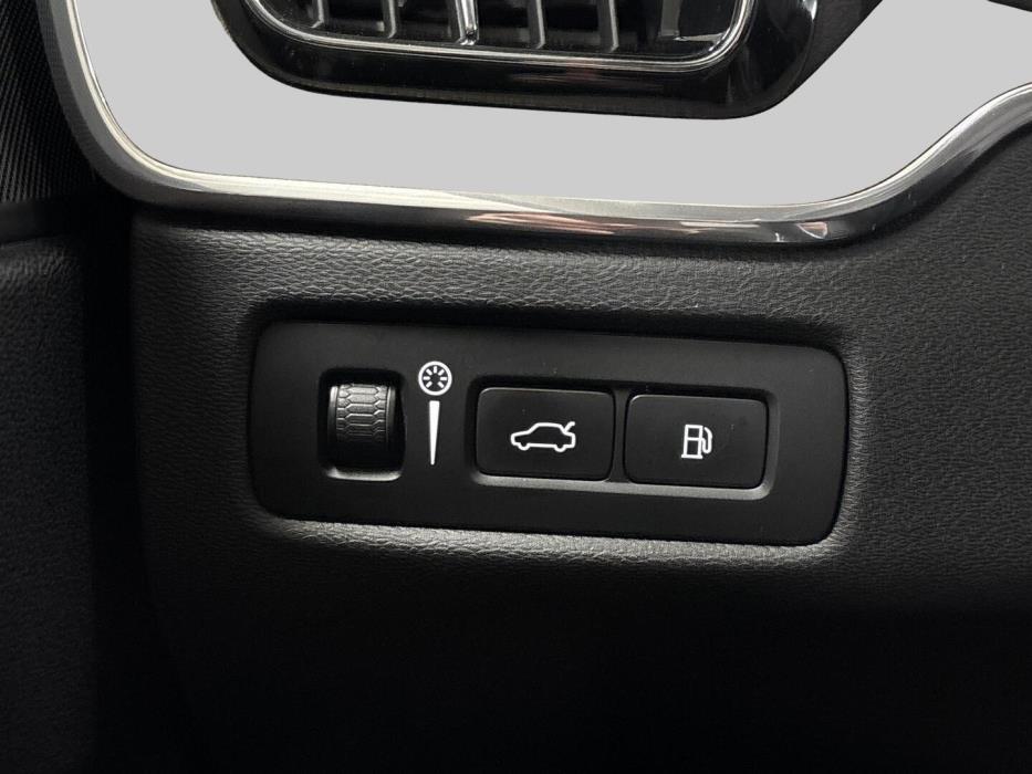 VOLVO XC60 2018