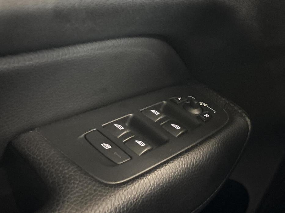 VOLVO XC60 2018