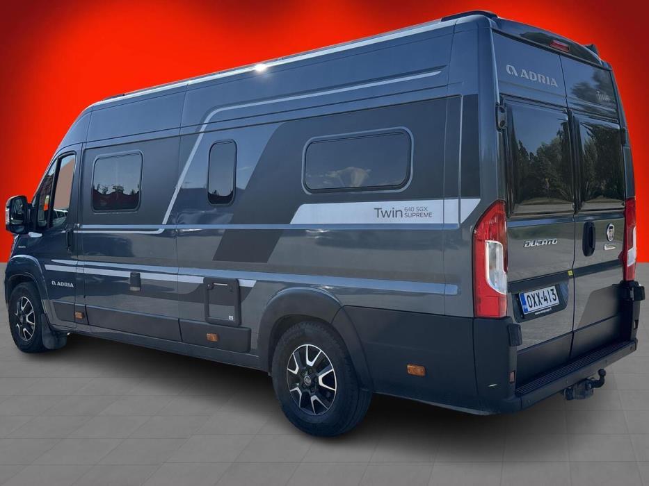 ADRIA TWIN SUPREME 2020