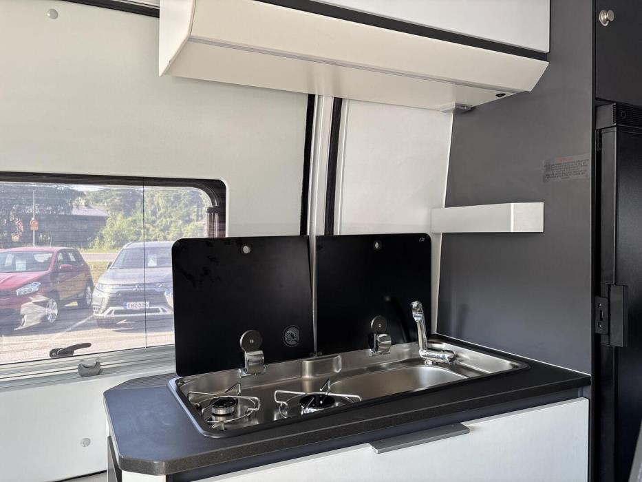 ADRIA TWIN SUPREME 2020