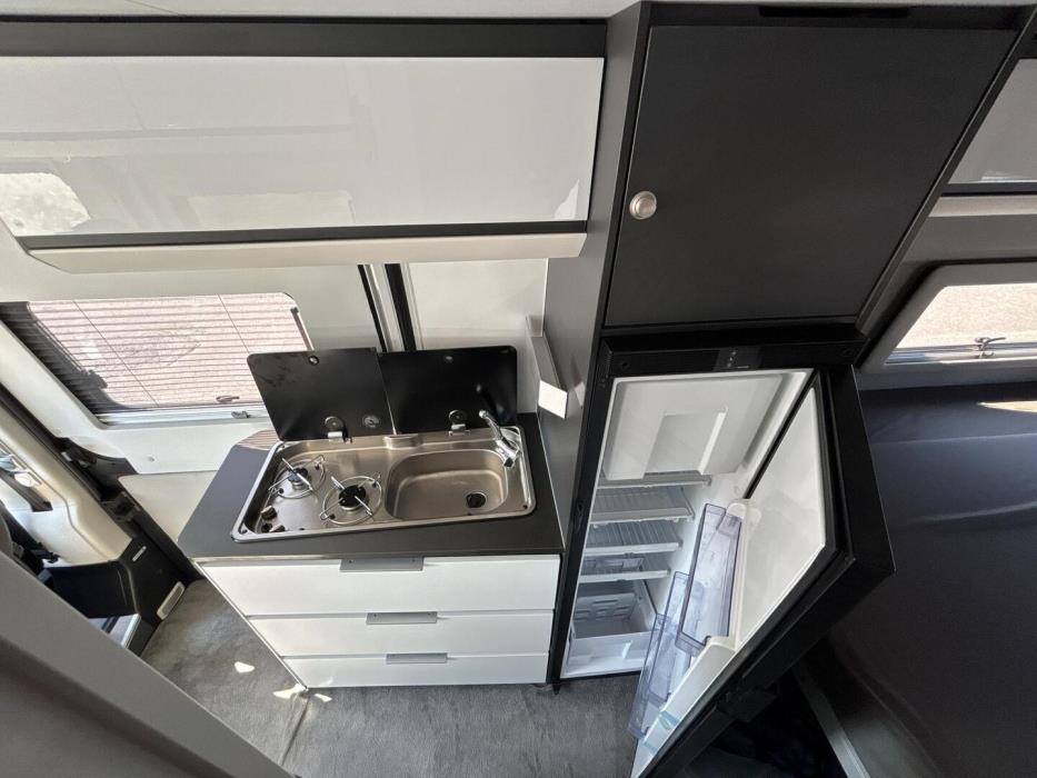 ADRIA TWIN SUPREME 2020