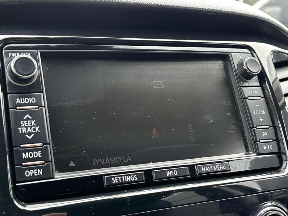 MITSUBISHI L200 2016