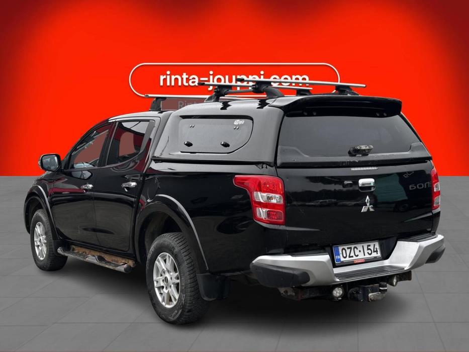 MITSUBISHI L200 2016