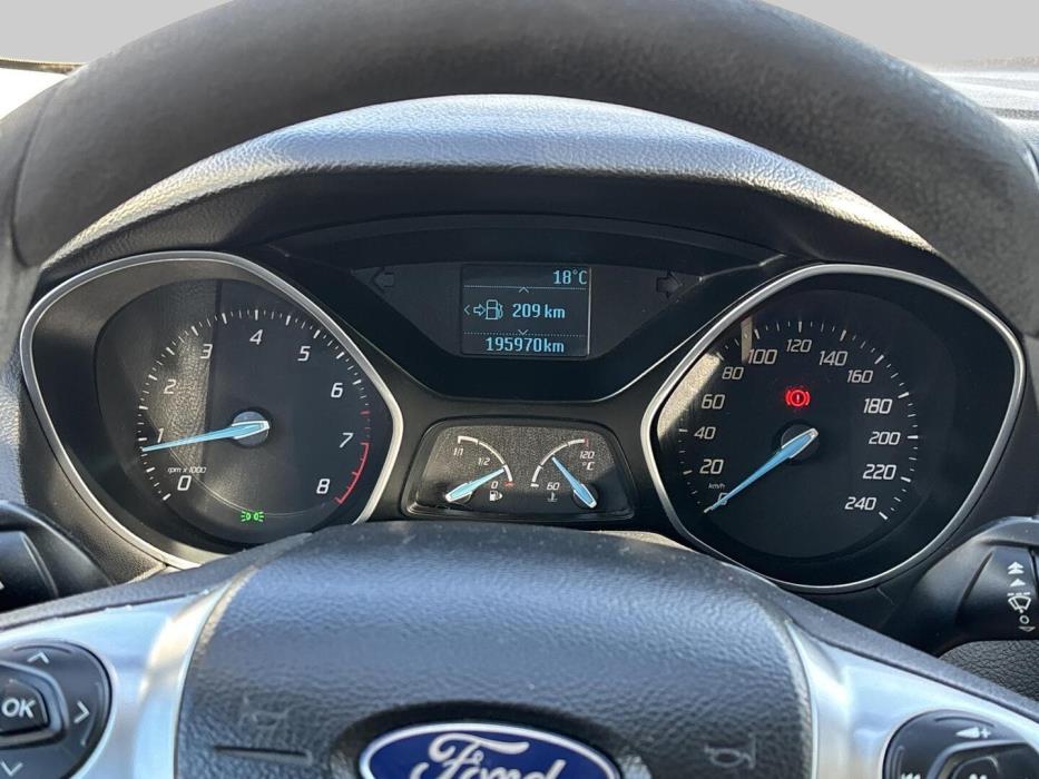 FORD Focus 2012