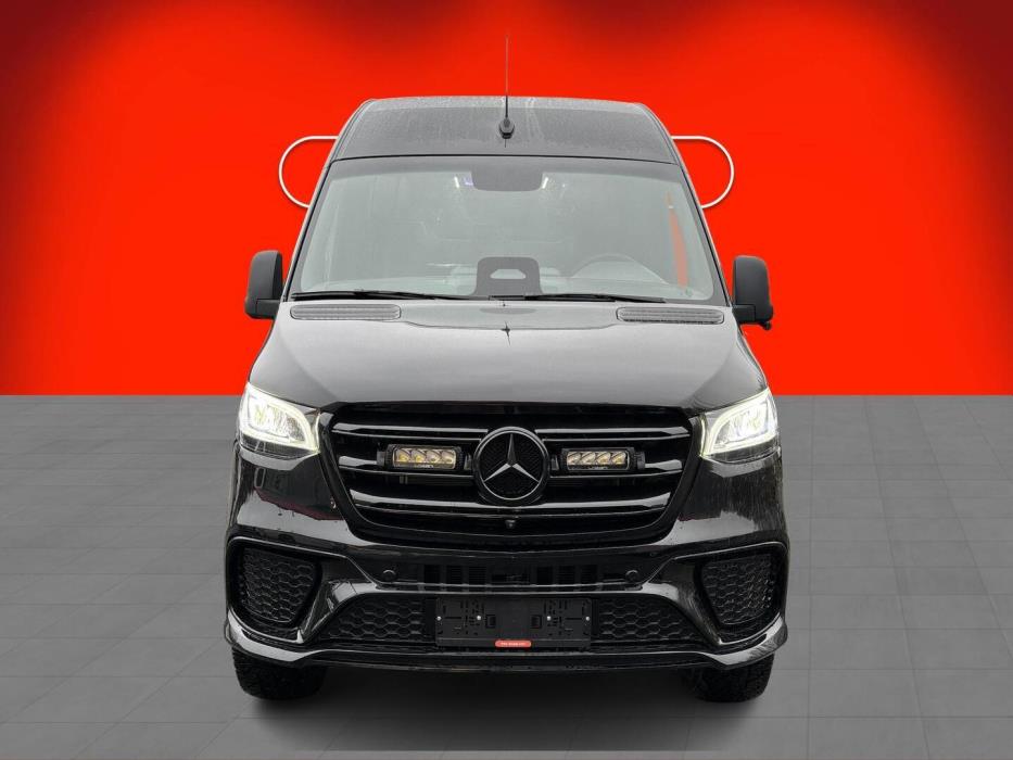 MERCEDES-BENZ SPRINTER 2025