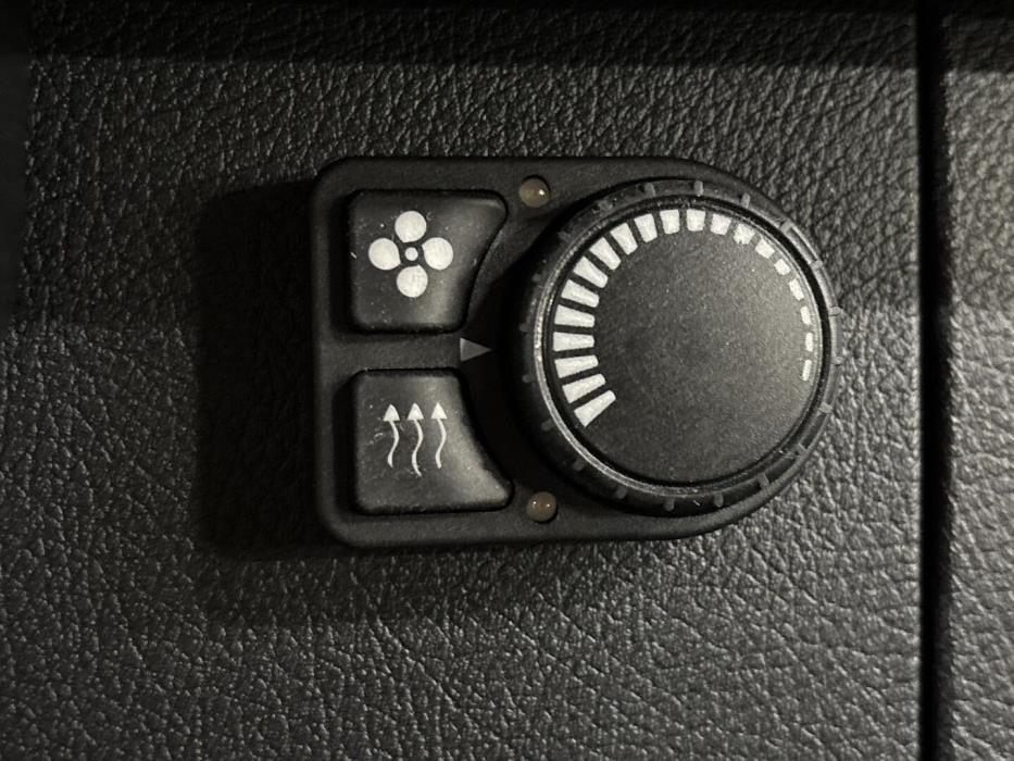 MERCEDES-BENZ SPRINTER 2025