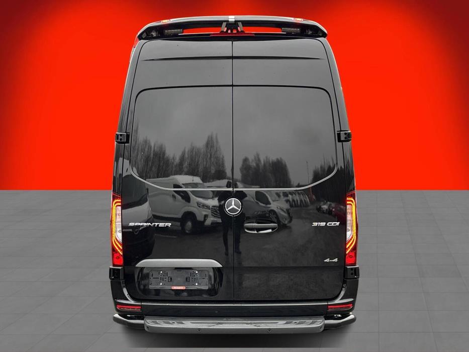 MERCEDES-BENZ SPRINTER 2025