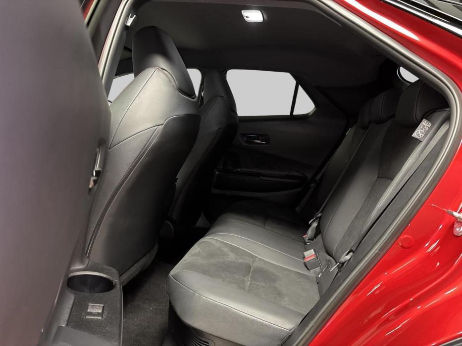 TOYOTA C-HR 2024