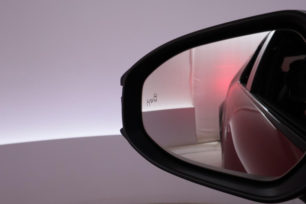 TOYOTA C-HR 2024