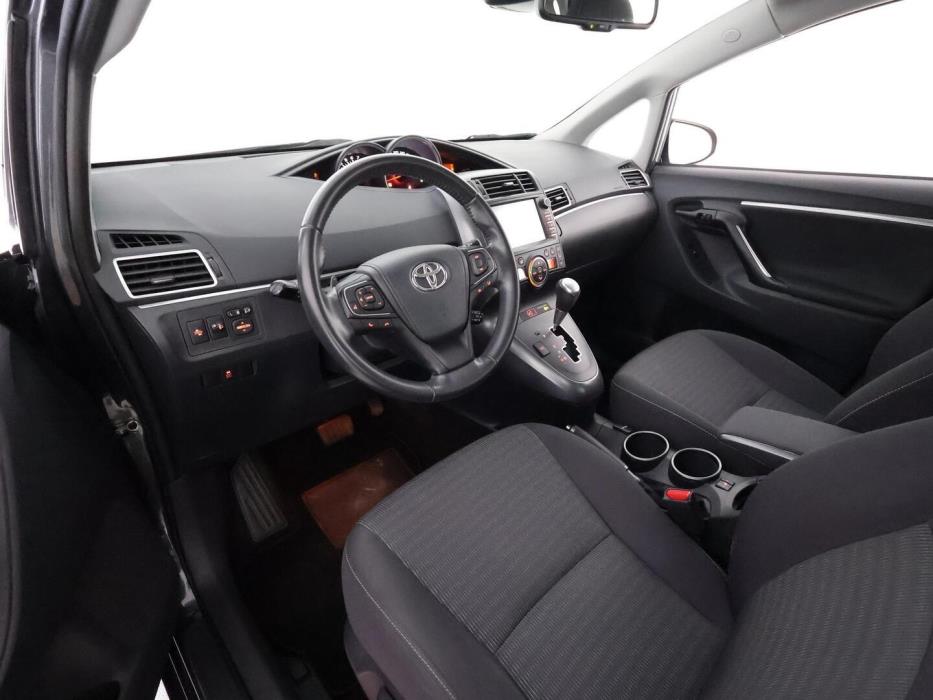 TOYOTA VERSO 2017