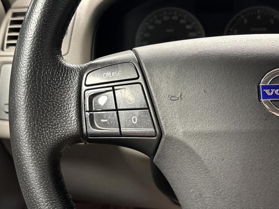 VOLVO V50 2005
