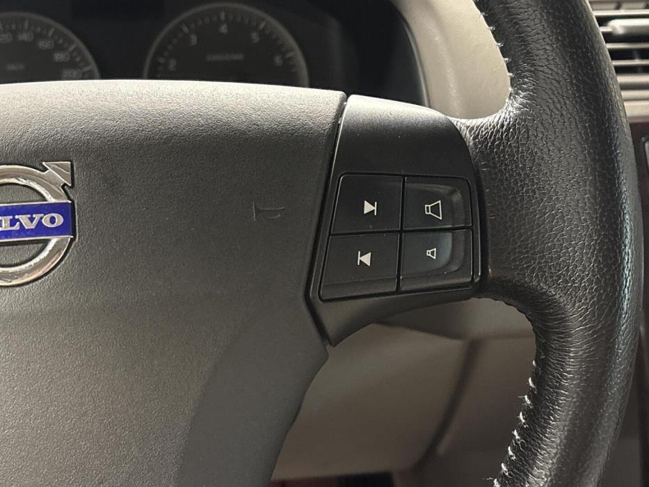 VOLVO V50 2005