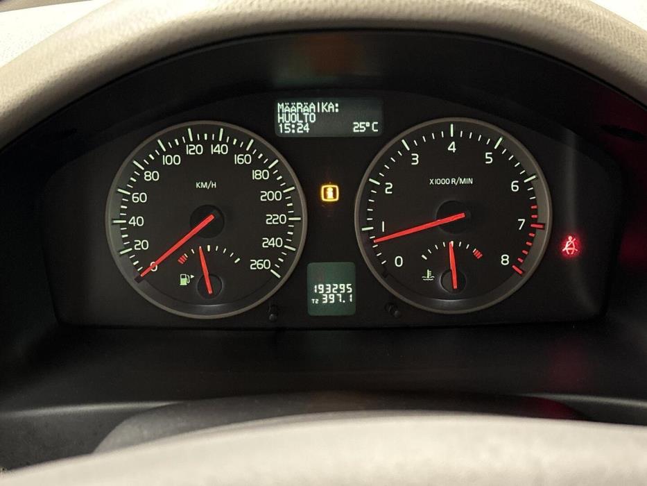 VOLVO V50 2005