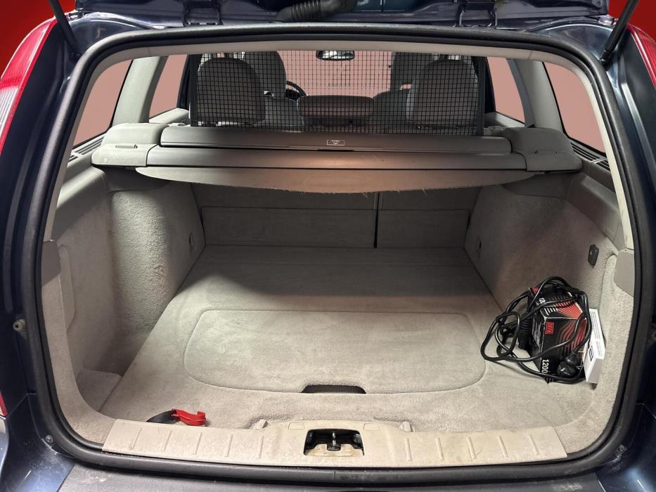 VOLVO V50 2005