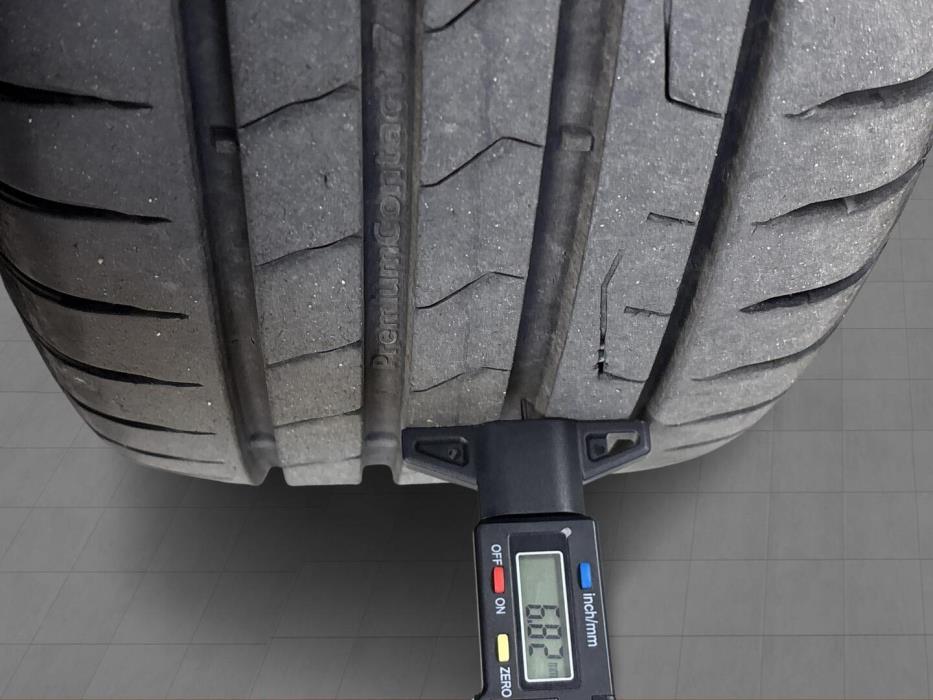 VOLVO V50 2005