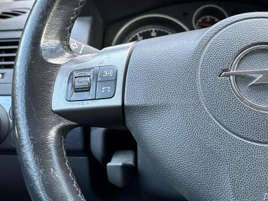 OPEL Astra 2005